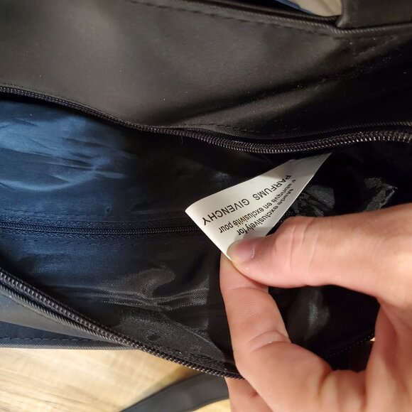 Givenchy Parfumes PVC Travel Tote Bag black - Picture 7 of 7